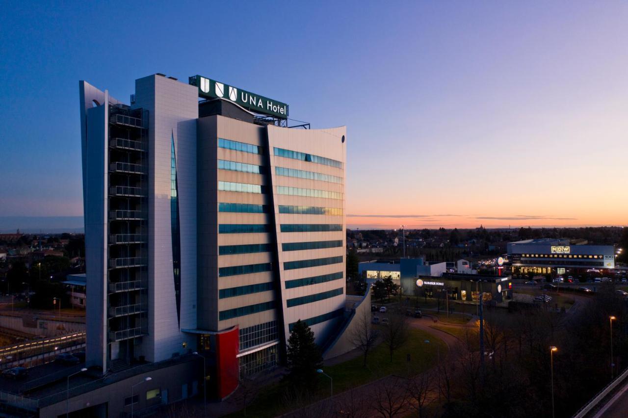 Una Hotels Malpensa Cerro Maggiore Екстер'єр фото