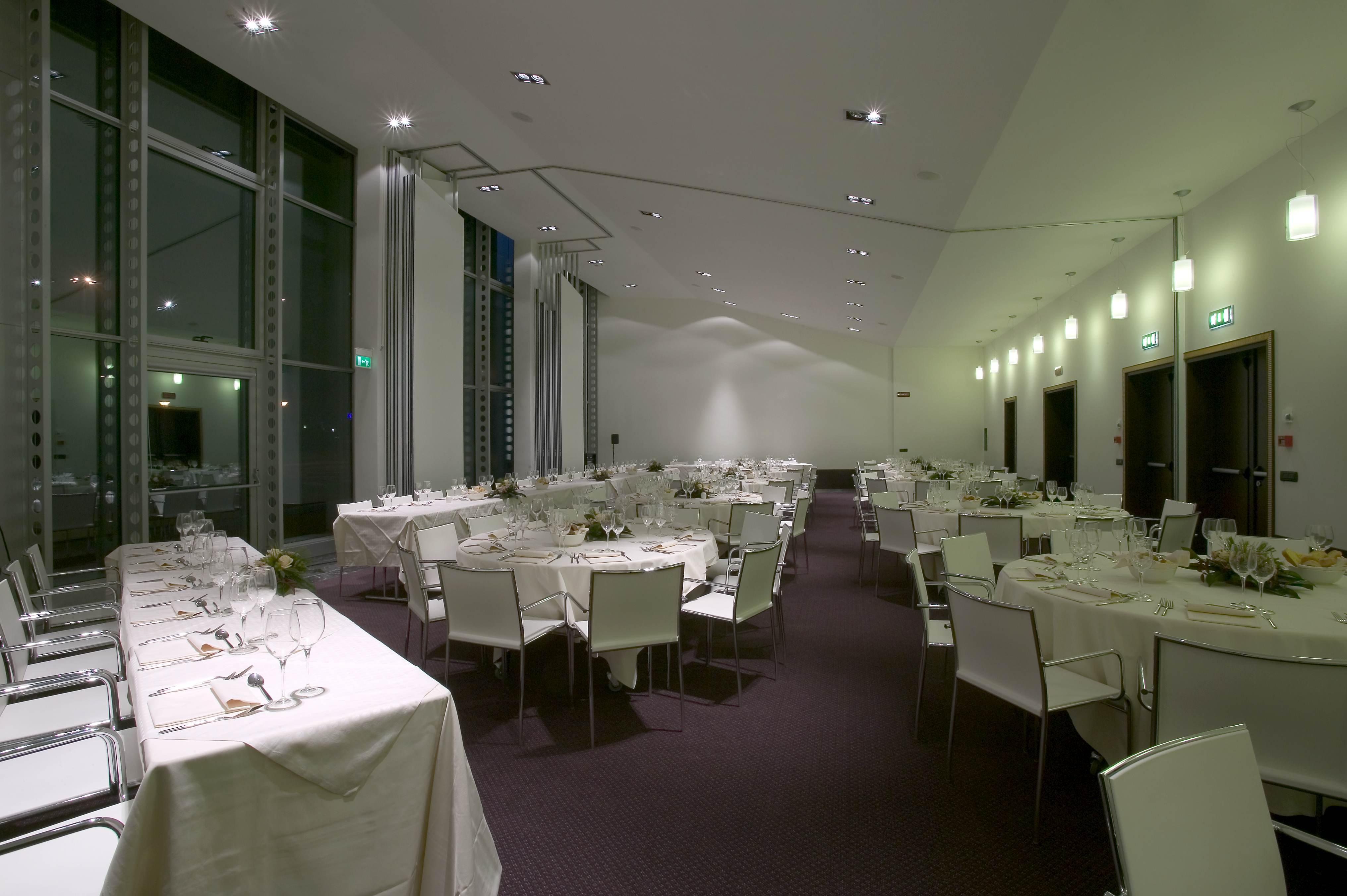Una Hotels Malpensa Cerro Maggiore Екстер'єр фото