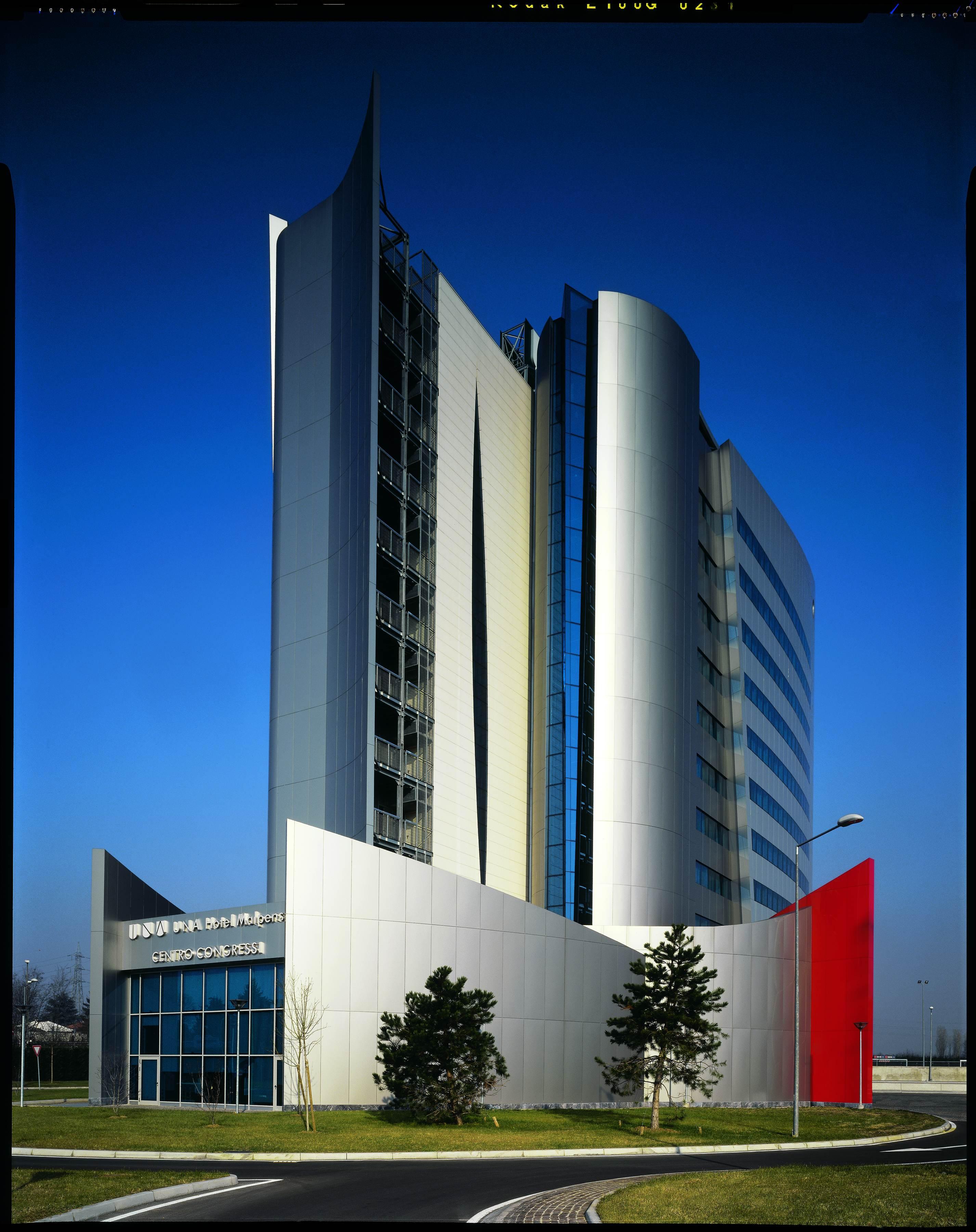 Una Hotels Malpensa Cerro Maggiore Екстер'єр фото