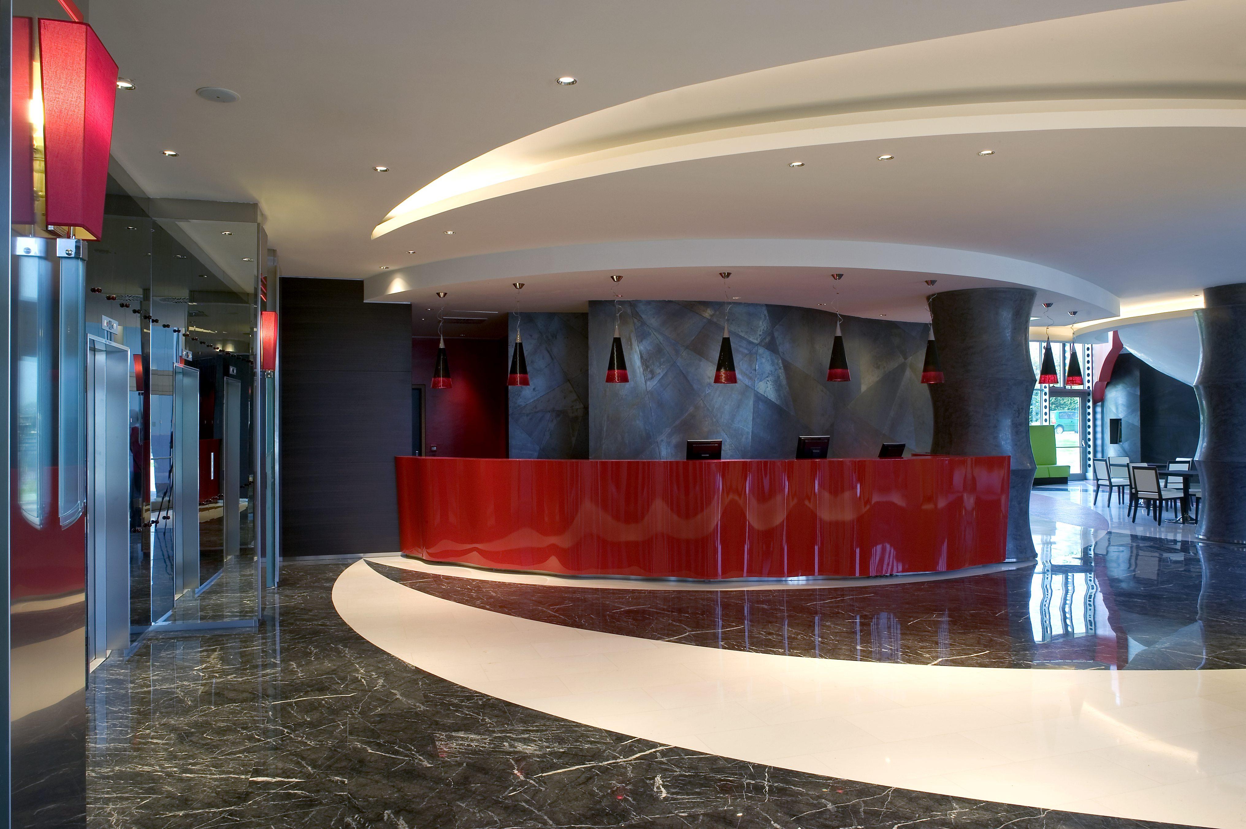 Una Hotels Malpensa Cerro Maggiore Екстер'єр фото