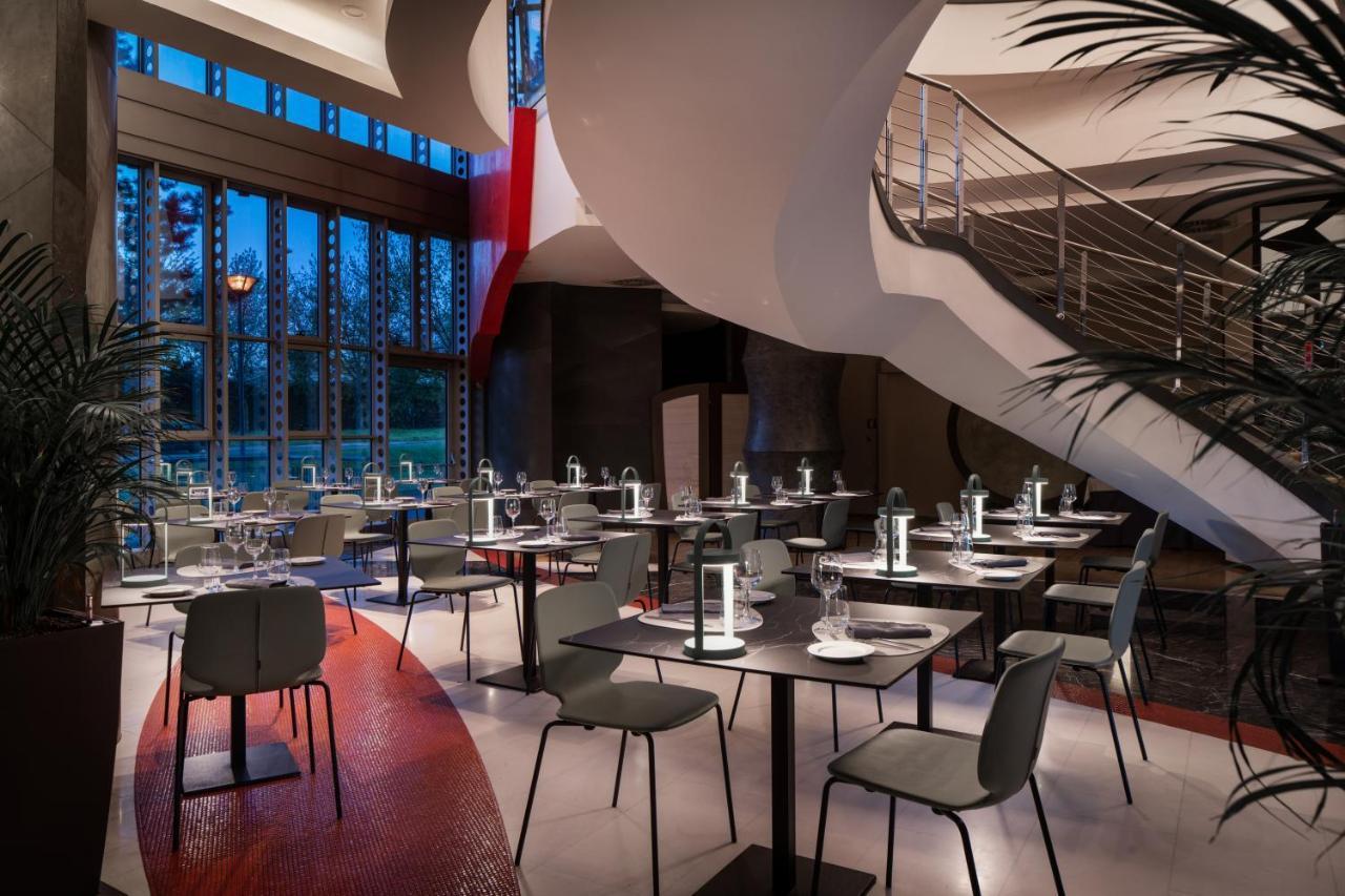 Una Hotels Malpensa Cerro Maggiore Екстер'єр фото