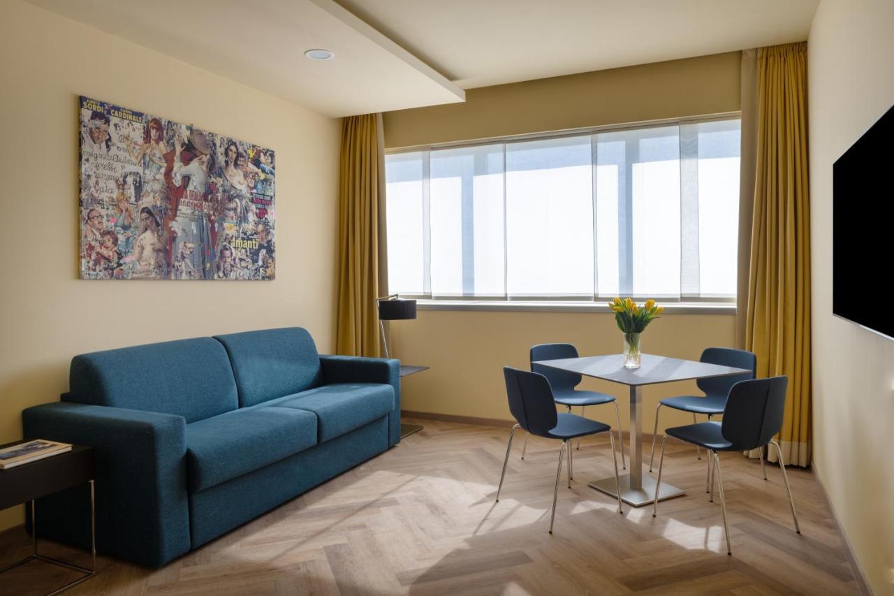 Una Hotels Malpensa Cerro Maggiore Екстер'єр фото