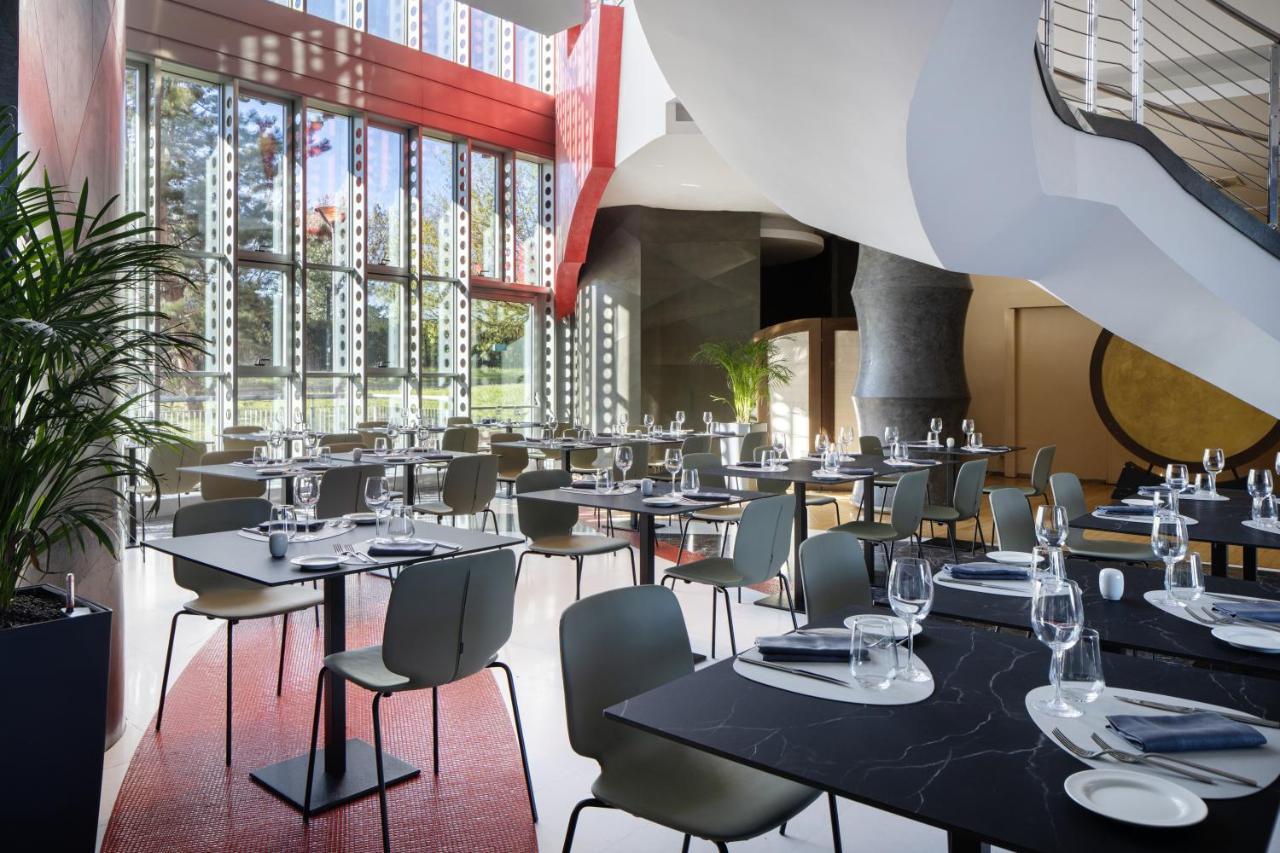 Una Hotels Malpensa Cerro Maggiore Екстер'єр фото