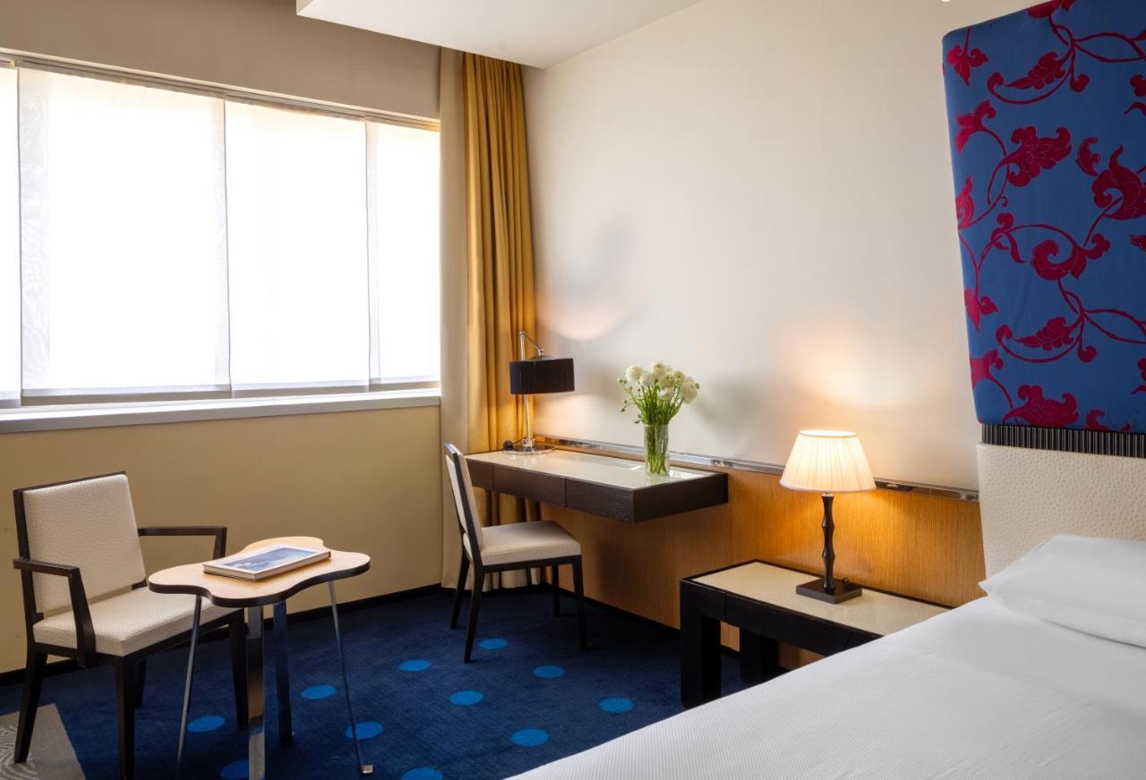 Una Hotels Malpensa Cerro Maggiore Екстер'єр фото