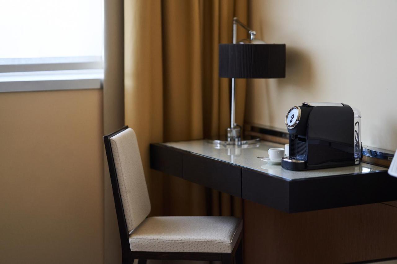 Una Hotels Malpensa Cerro Maggiore Екстер'єр фото